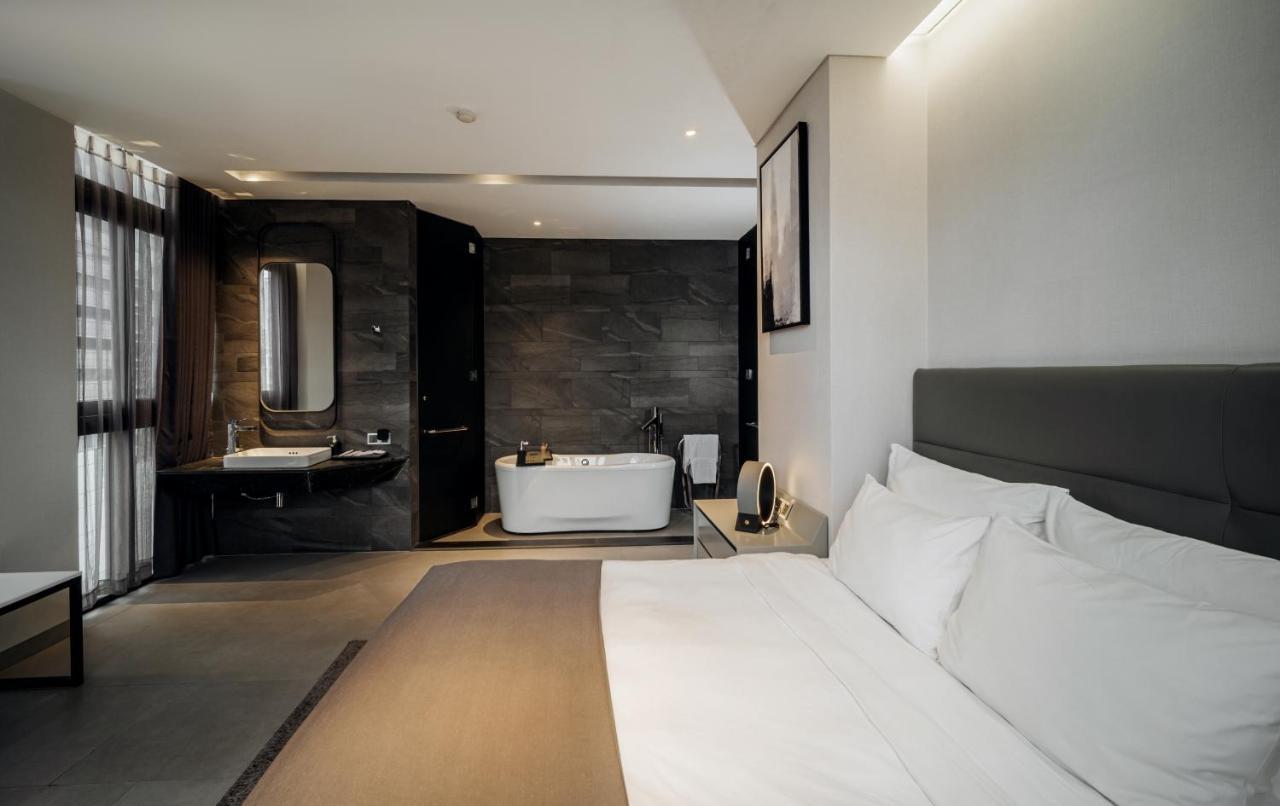 M Hotel Saigon Хошимін Екстер'єр фото